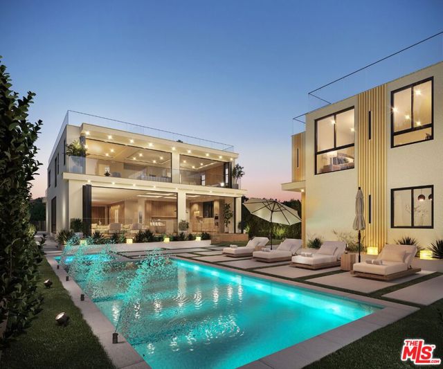 627 17th Street, Santa Monica CA: https://media.crmls.org/mediaz/6d5d15a8-89d9-49f6-b3f1-f2b02d9112ea.jpg