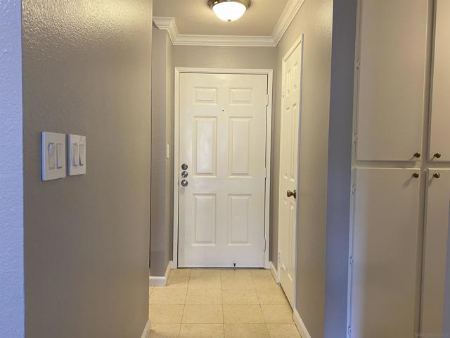 7405 Charmant, San Diego CA: https://media.crmls.org/mediaz/6d5d70e7-8a66-46eb-987e-e0eb3e505eb4.jpg