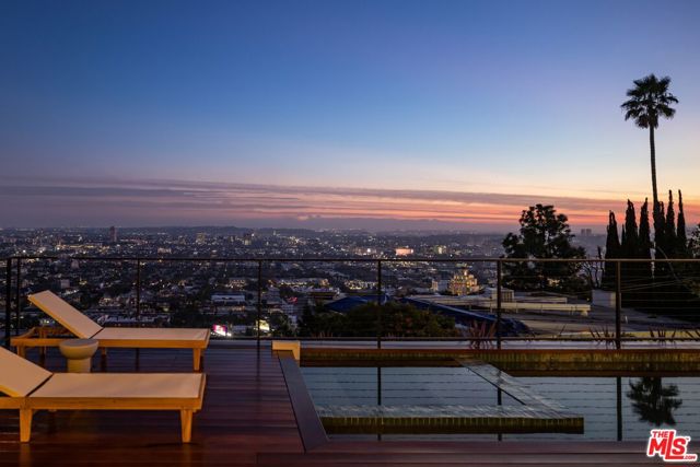 1525 Marlay Drive, Los Angeles CA: https://media.crmls.org/mediaz/6d5dfe5e-c597-4760-9876-d19a3630f00c.jpg