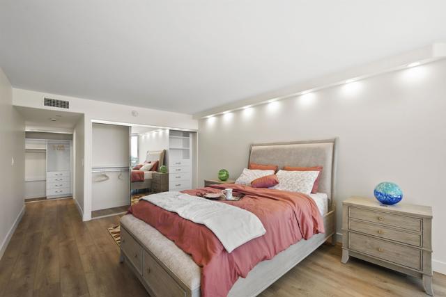 1820 Avenida del Mundo, Coronado CA: https://media.crmls.org/mediaz/6d5ec634-ab80-428a-b90f-aa696778655c.jpg