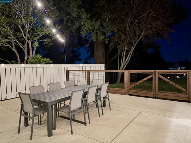 31 Ascot Place, Moraga CA: https://media.crmls.org/mediaz/6d5fc73d-c96e-4c76-8921-d93e3c6f81a3.jpg