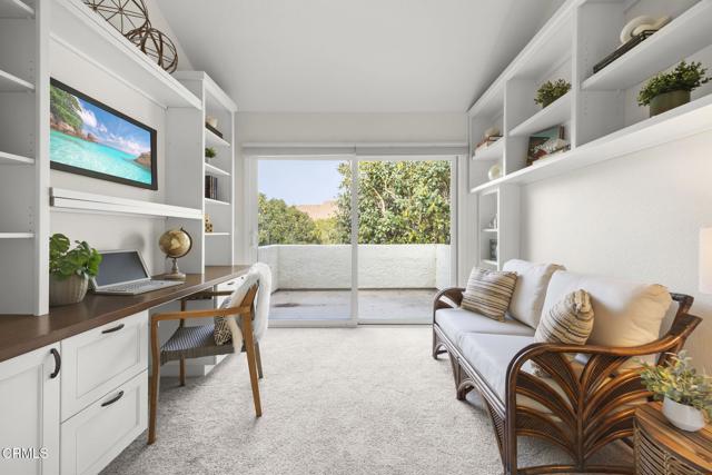 2205 Vina Del Mar, Oxnard CA: https://media.crmls.org/mediaz/6d6039e7-c337-4389-b23e-967fe2873a9b.jpg
