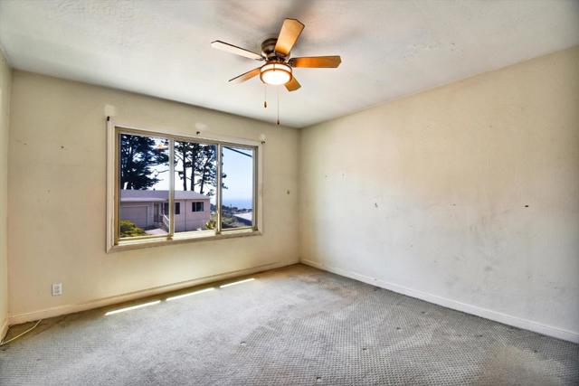 331 Manor Drive, Pacifica CA: https://media.crmls.org/mediaz/6d608036-b9c0-4d80-b2d2-0c6f1b6bddc8.jpg