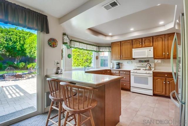 Open-concept light and bright kitchen!