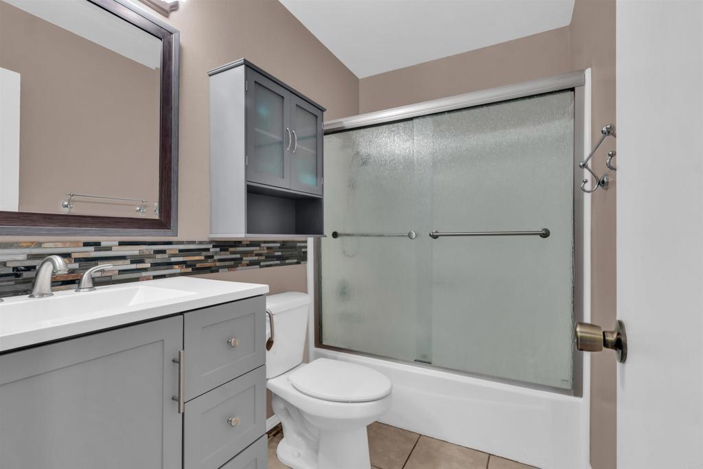 1643 Rue De Valle - photo 16