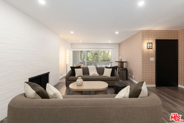 8917 W Cynthia Street, West Hollywood CA: https://media.crmls.org/mediaz/6d62a8d0-724d-44fc-a753-d82c7f70dd8a.jpg