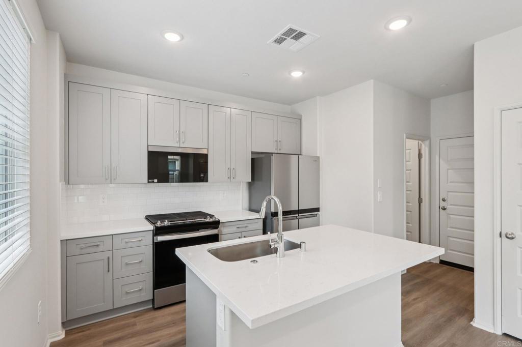 MLS #PTP2508094 image #9