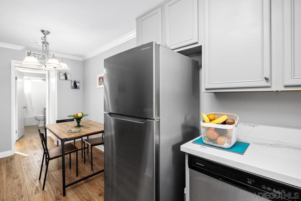 1756 Esssex St - photo 13