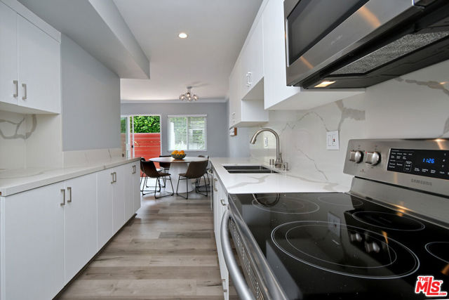 Drew Fenton | 2345 Roscomare Road Los Angeles CA | MLS: 7357472