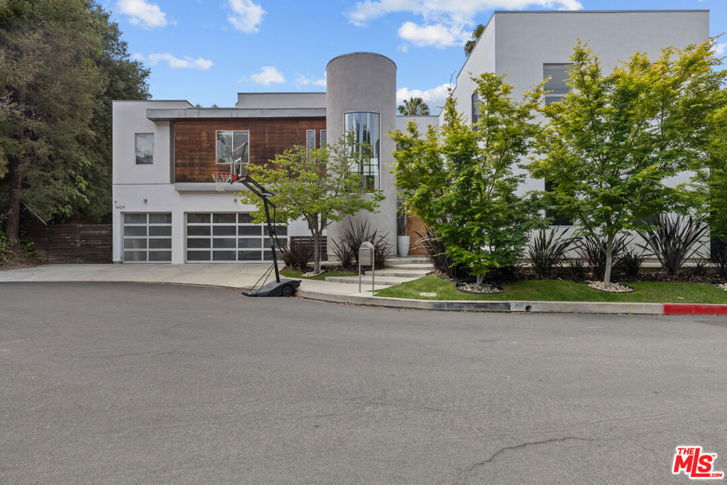 16424 Marbro Drive