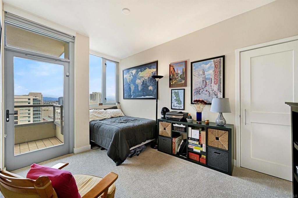 700 E Street - photo 11