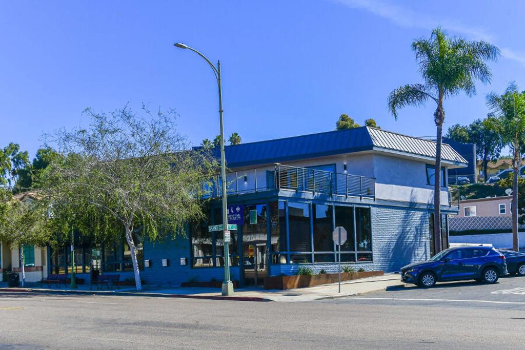 401 Grand Avenue - photo 16