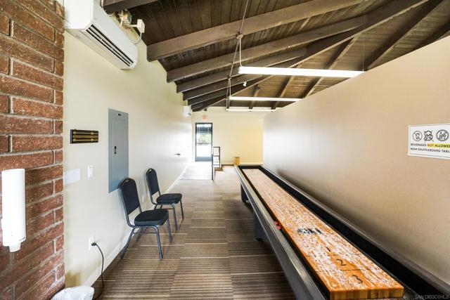 7004 San Bartolo, Carlsbad CA: https://media.crmls.org/mediaz/6d68cc72-71fd-461c-bb7f-305ba9df080a.jpg