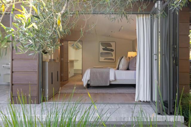 22 Grove Drive, Portola Valley CA: https://media.crmls.org/mediaz/6d6a463a-1d7a-4849-b70f-c77098dcf548.jpg