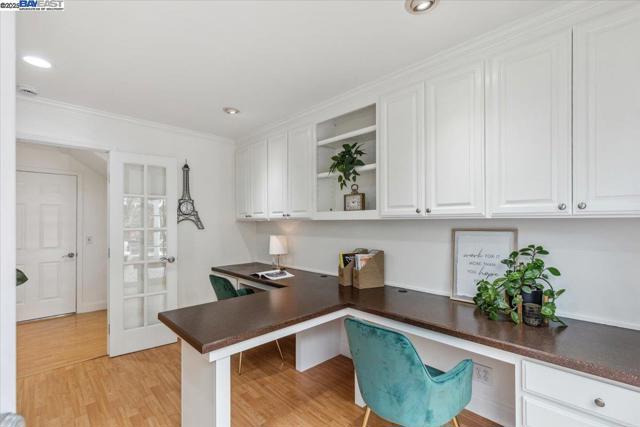 297 Ludlow Pl, San Ramon CA: https://media.crmls.org/mediaz/6d6a4d24-6552-42e9-b45b-af20cb99eed9.jpg
