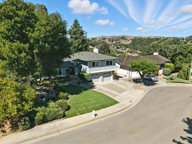 5529 Feather Court, Castro Valley CA: https://media.crmls.org/mediaz/6d6b1927-43f5-4576-833d-154b3fe299f2.jpg