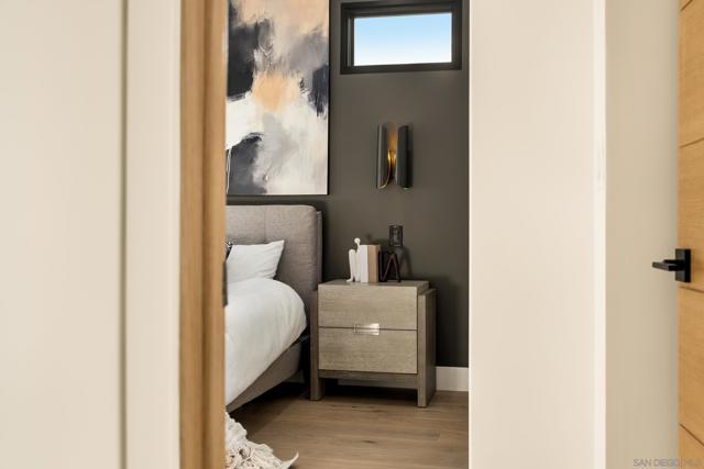 1531 33 Lieta St, San Diego CA: https://media.crmls.org/mediaz/6d6bd686-680e-43f9-8808-7a7ed447f586.jpg