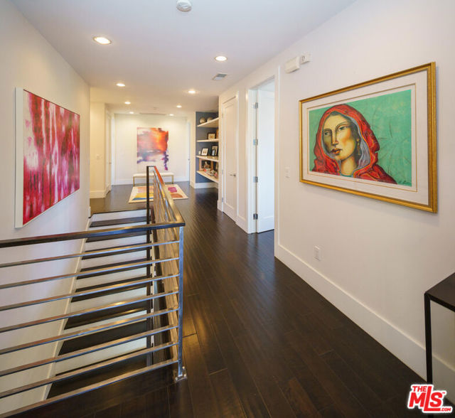 9515 Kirkside Road, Los Angeles CA: https://media.crmls.org/mediaz/6d6dd5ba-e9c7-47e9-9366-482ebfa829cc.jpg