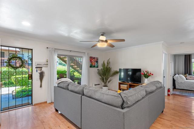 6376 Rancho Mission Rd, San Diego CA: https://media.crmls.org/mediaz/6d6f9470-0d4b-4626-b04a-19c3e1a30114.jpg