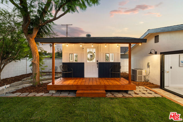 10425 Jordan Avenue photo 37