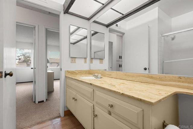 1079 Las Rosas Court, Chula Vista CA: https://media.crmls.org/mediaz/6d704e5b-5812-4f14-bc6e-b07fa75e4107.jpg