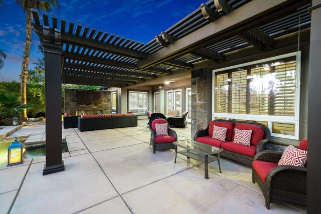 52395 Whispering Way, La Quinta CA: https://media.crmls.org/mediaz/6d70b82a-2c4c-4d8e-afb2-5bc6cf4e9bcc.jpg