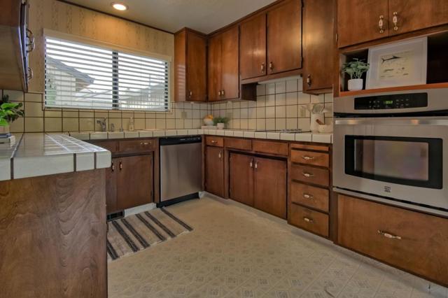 141 Joes Lane, Hollister CA: https://media.crmls.org/mediaz/6d711d59-10ef-4453-8f71-dbfc1a593407.jpg