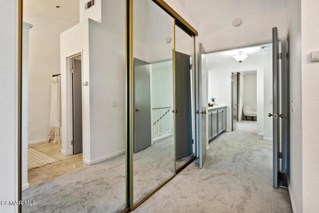 866 Paseo Tosamar, Camarillo CA: https://media.crmls.org/mediaz/6d72580e-fbf7-41b3-a0b0-6201c98863a9.jpg