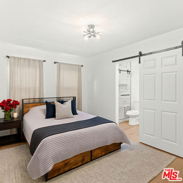 6727 7th Avenue, Los Angeles CA: https://media.crmls.org/mediaz/6d73484f-d2bd-48c7-9b3a-3fa80508c7a5.jpg