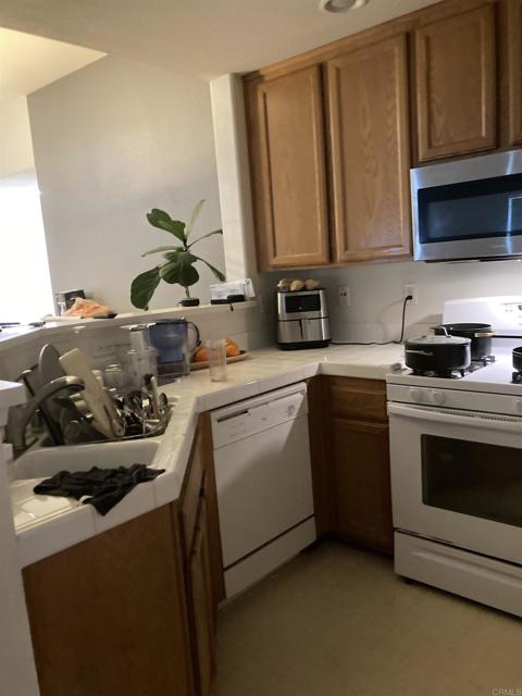 Detail Gallery Image 20 of 30 For 16941 Meadowlark Ridge Rd #1,  Rancho Bernardo (San Diego),  CA 92127 - 2 Beds | 2 Baths