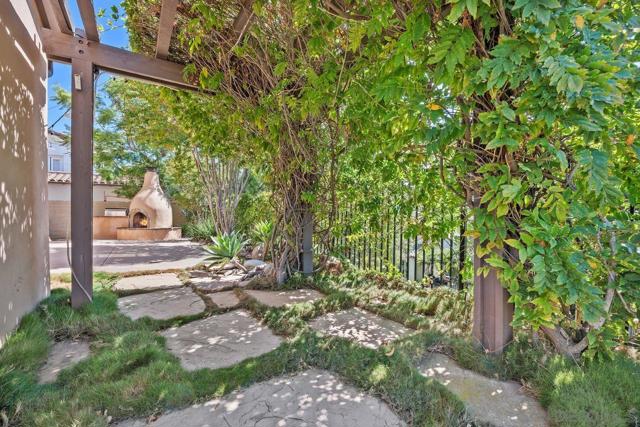 7551 Delfina, San Diego CA: https://media.crmls.org/mediaz/6d745d8d-068a-4427-857a-9fc6b3d89ee1.jpg