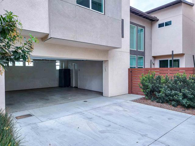 Image 29 of 41 For 2206 Element Way