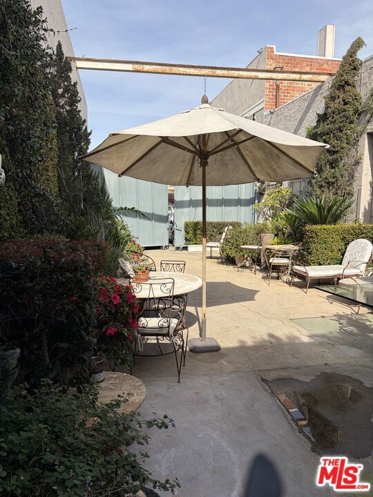  Commercial for Sale in Los Angeles, California