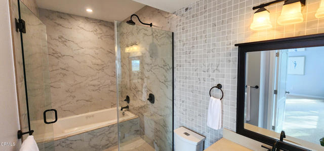 Detail Gallery Image 19 of 33 For 475 Rustic Dr, Los Angeles,  CA 90065 - 3 Beds | 3/1 Baths