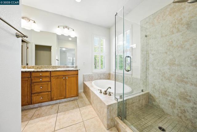 630 Oscar St, Vallejo CA: https://media.crmls.org/mediaz/6d76b0b8-09bd-473f-a922-b905e3180655.jpg