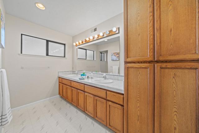 Image 20 of 45 For 3393 Sutton Loop