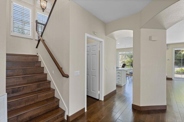 Image 27 of 64 For 1006 Acero Street