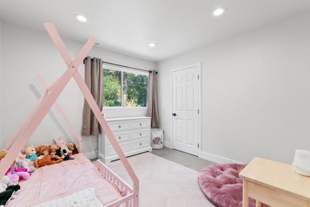 532 Moonrise Lane, Aptos CA: https://media.crmls.org/mediaz/6d7b8134-66f8-4453-8de4-772bf8a37de2.jpg