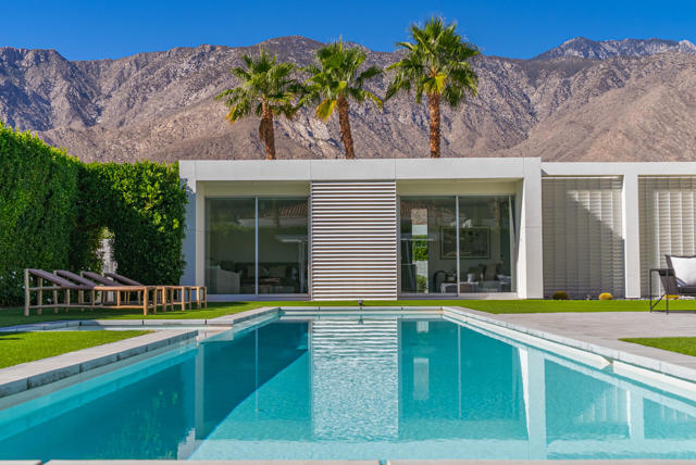 3088 Linea Terrace, Palm Springs CA: https://media.crmls.org/mediaz/6d7b9372-5542-4c3a-87c3-a20e222e01fa.jpg