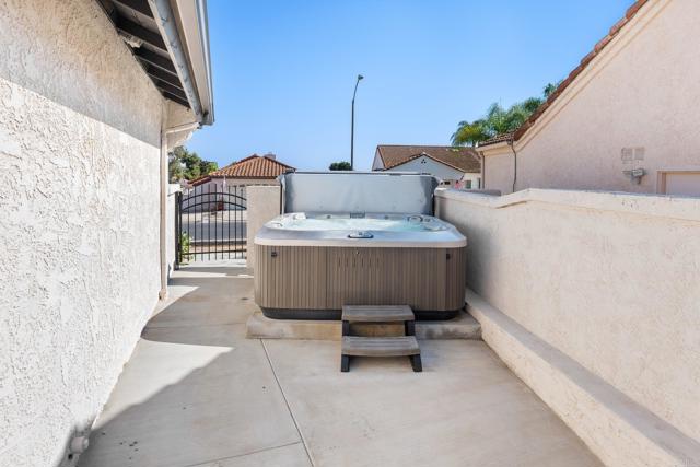 Detail Gallery Image 38 of 43 For 1756 Still Water Glen, Escondido,  CA 92026 - 2 Beds | 2 Baths