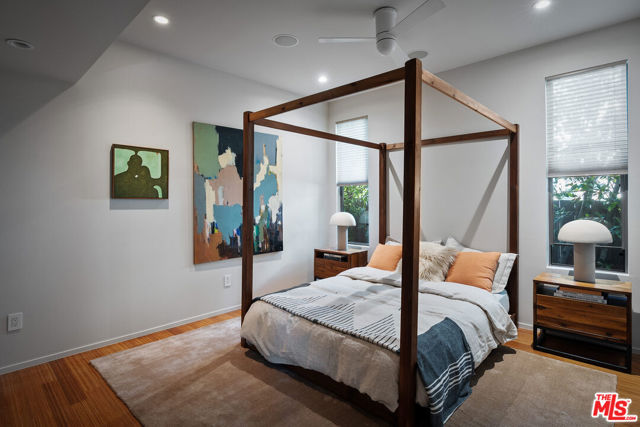 8735 Dorrington Avenue, West Hollywood CA: https://media.crmls.org/mediaz/6d7c2263-7292-40d9-8802-5a29984051d3.jpg