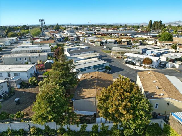 1117 Baldwin Street, Salinas CA: https://media.crmls.org/mediaz/6d7d7266-a385-4cd9-8f11-14586757f6c6.jpg
