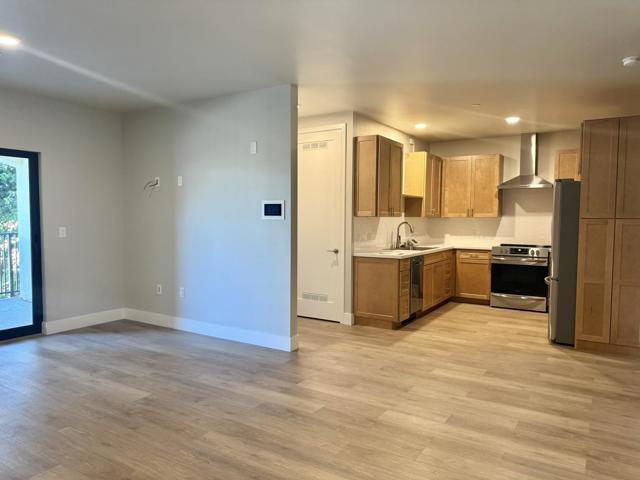 400 San Benito St, Hollister CA: https://media.crmls.org/mediaz/6d7dd586-48a8-45d3-9d11-bd6136453433.jpg