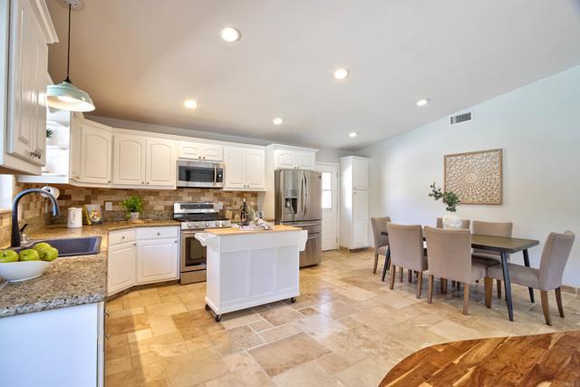 Detail Gallery Image 15 of 62 For 30562 Southern Cross Rd, Temecula,  CA 92592 - 3 Beds | 2 Baths