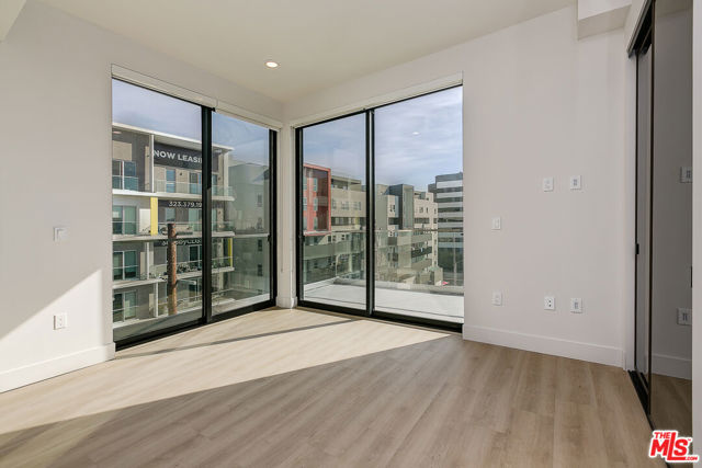 3833 Dunn, Culver City CA: https://media.crmls.org/mediaz/6d80832d-2378-4218-9a09-6bb65764b7e4.jpg