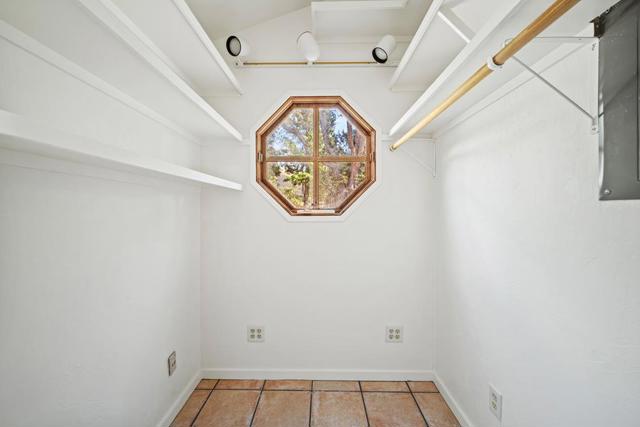 70 Valle Vista, Carmel Valley CA: https://media.crmls.org/mediaz/6d8133bd-f827-4221-8a26-3d43f45c63ab.jpg