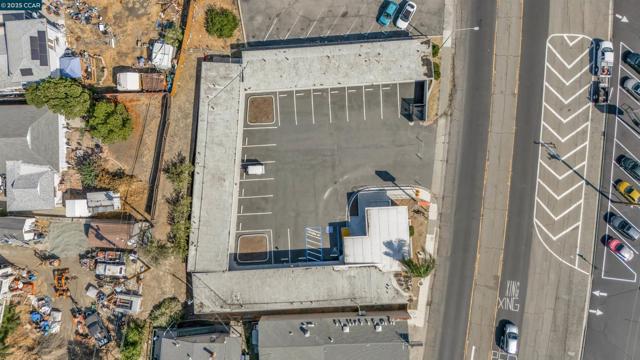640 State Highway 12, Rio Vista CA: https://media.crmls.org/mediaz/6d831262-261a-4b50-9c52-b80db805479e.jpg