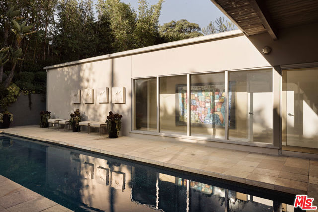 Drew Fenton | 840 N Kenter Avenue Los Angeles CA | MLS: 7409312