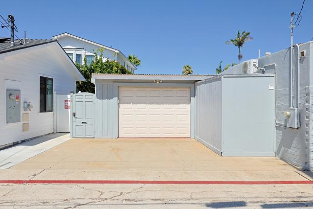 Detail Gallery Image 39 of 42 For 413 J St, Coronado,  CA 92118 - 1 Beds | 1 Baths