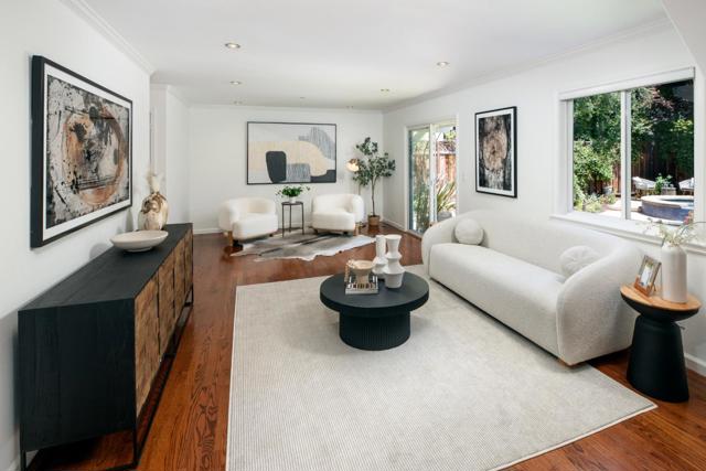 426 8th Avenue, Menlo Park CA: https://media.crmls.org/mediaz/6d847b60-d323-42a6-b3f9-e1af0876d729.jpg